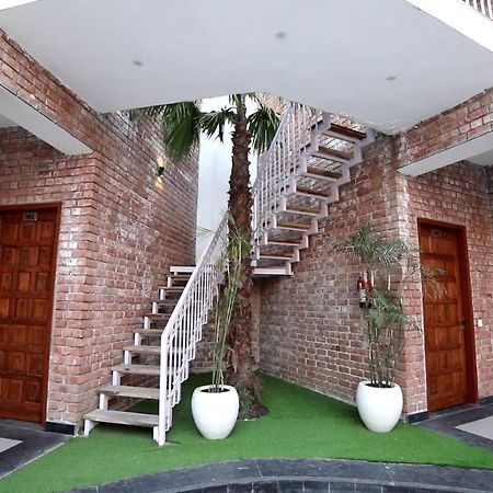 Raja Ji Hotels & Restaurant Jind Exterior photo