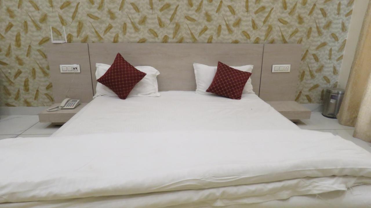 Raja Ji Hotels & Restaurant Jind Exterior photo